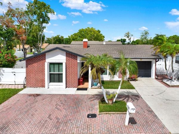 9309 ASHFIELD COURT , TAMPA, FL 33615