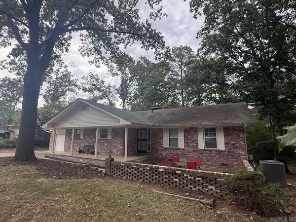 1309 Crest Circle , Benton, AR 72015