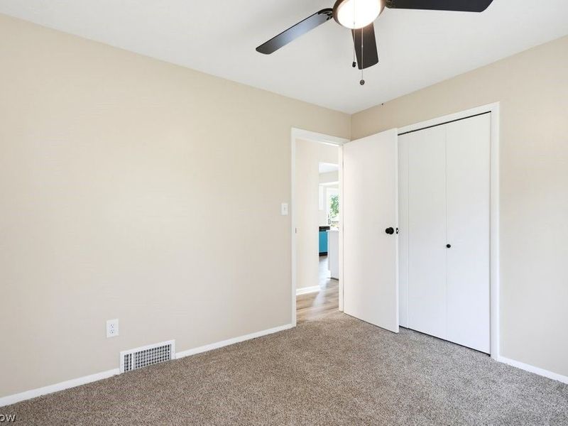 1535 S Plainview Drive, Akron, OH 44321 Photo 23