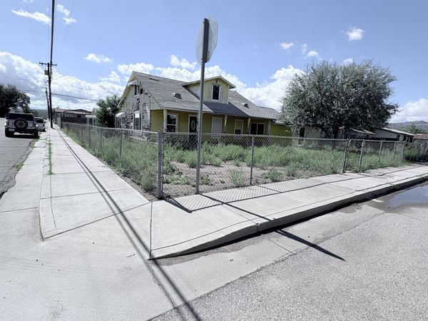 301 W 4TH Street, Winkelman, AZ 85192
