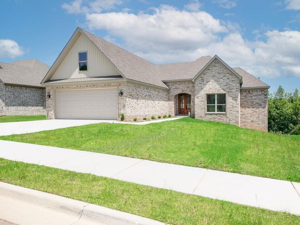 556 Valley Oak Drive , Sherwood, AR 72120