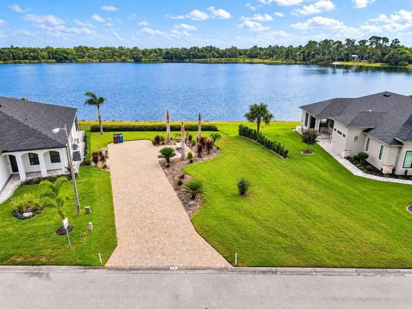 676 MEANDERING WAY , POLK CITY, FL 33868