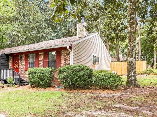 139 PARKBROOK Circle , Tallahassee, FL 32301