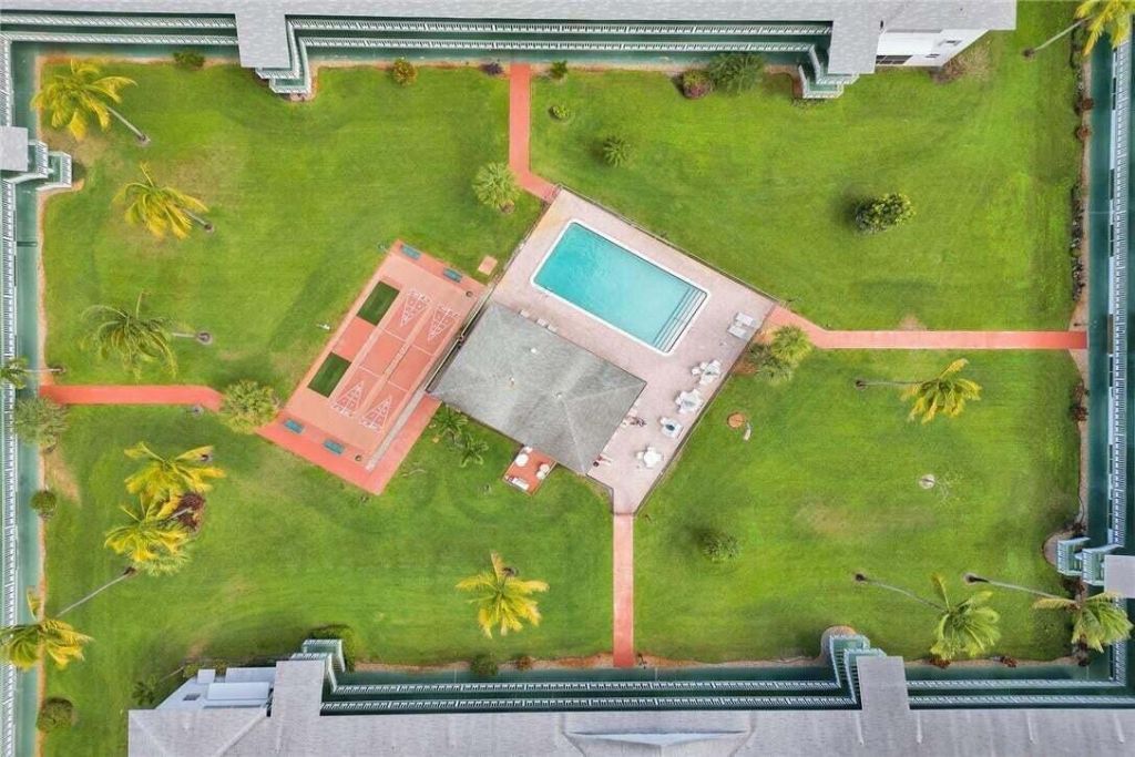 5300 Washington Street, Unit K330, Hollywood, FL 33021 Photo