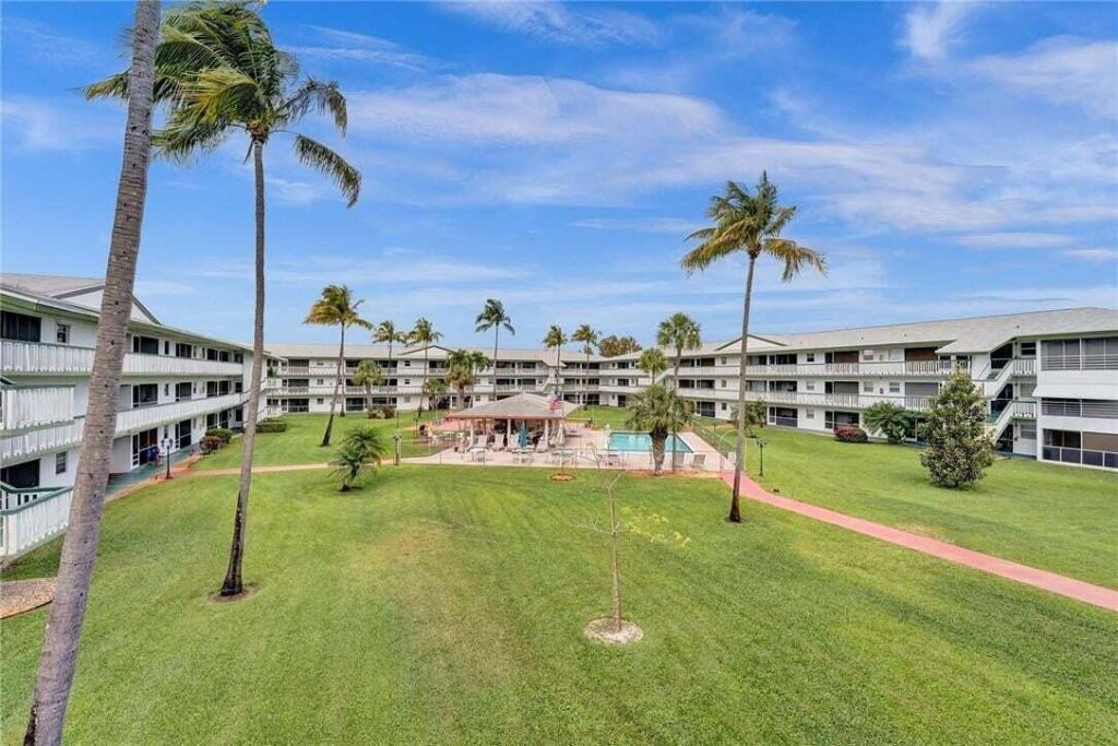 5300 Washington Street, Unit K330, Hollywood, FL 33021 Photo