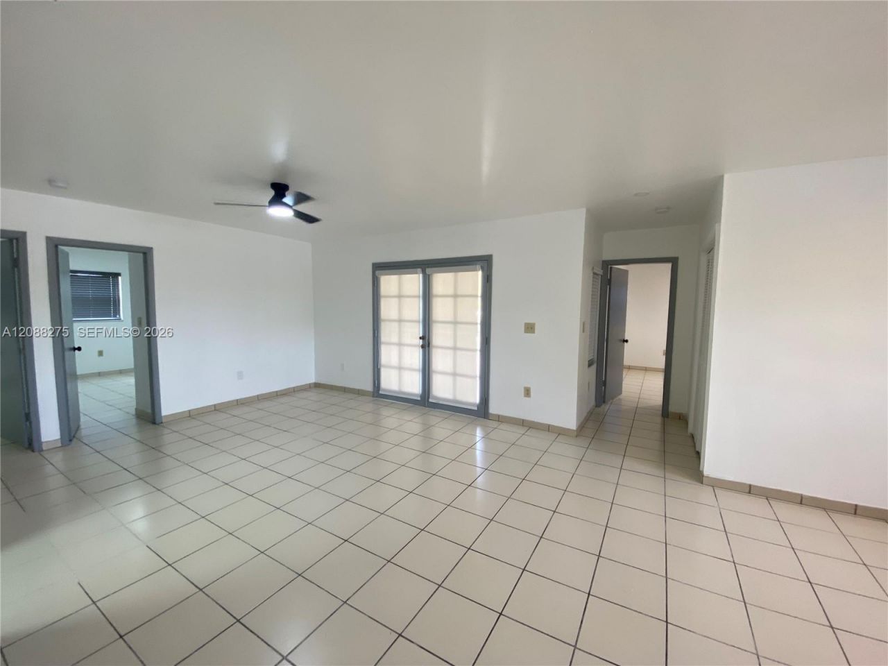 Xxxx E Le Jeune Road, Hialeah, FL 33010 Photo