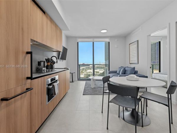 121 NE 5th St , Unit 1813, Miami, FL 33132