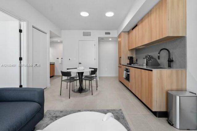 121 NE 5th St , Unit 1813, Miami, FL 33132 Photo