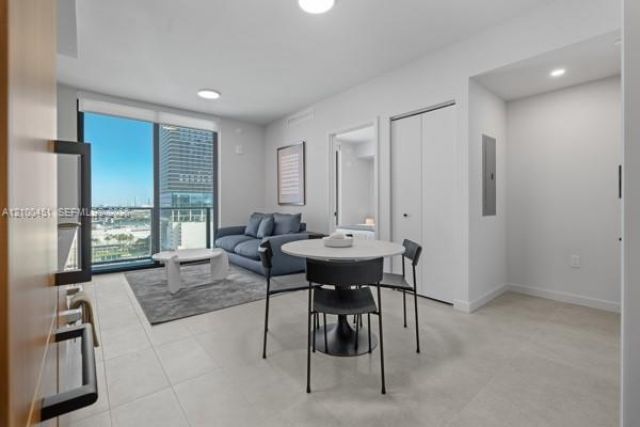 121 NE 5th St , Unit 1813, Miami, FL 33132 Photo