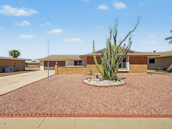 11070 W PLEASANT VALLEY Road W, Sun City, AZ 85351
