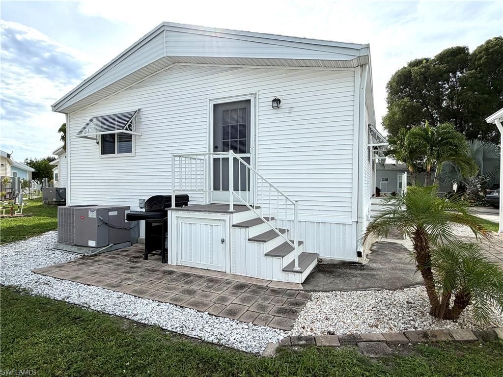 4580 Slash Pine Way E, Estero, FL 33928 Photo