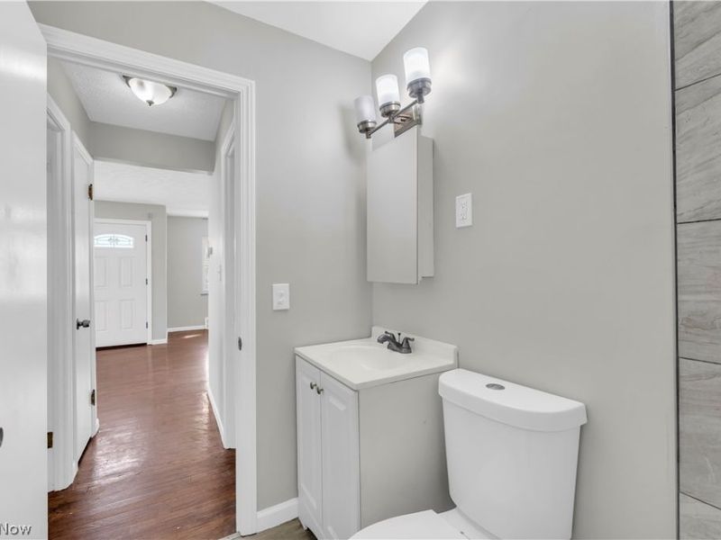 4992 Claremont Boulevard, Garfield Heights, OH 44125 Photo 16
