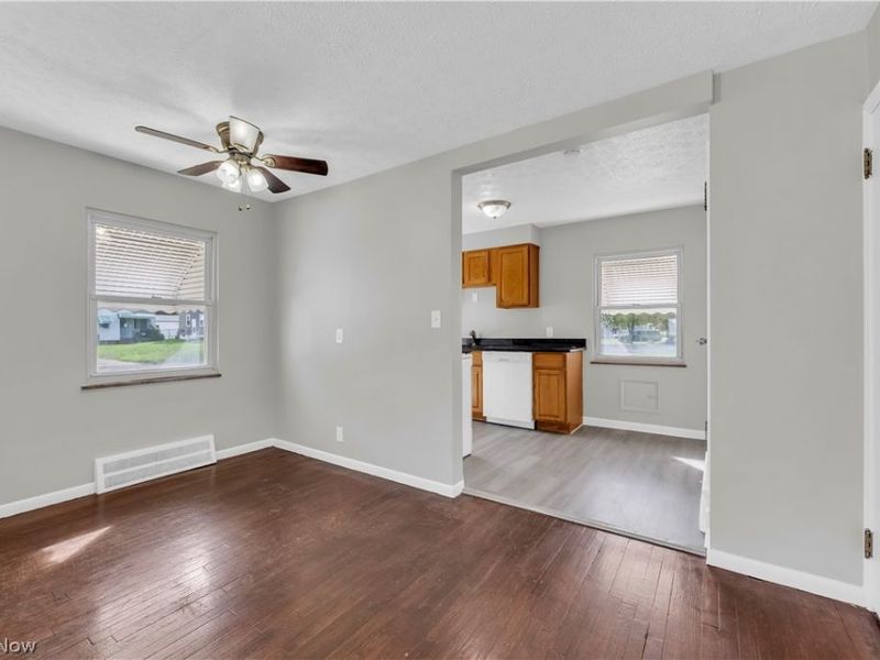 4992 Claremont Boulevard, Garfield Heights, OH 44125 Photo 5