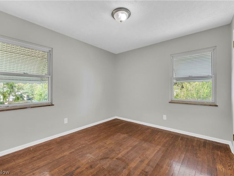 4992 Claremont Boulevard, Garfield Heights, OH 44125 Photo 6