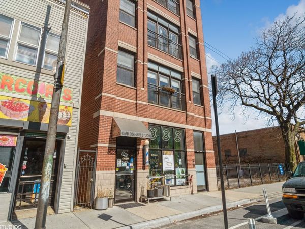 2946 W Belmont Avenue , Unit 1, Chicago, IL 60618
