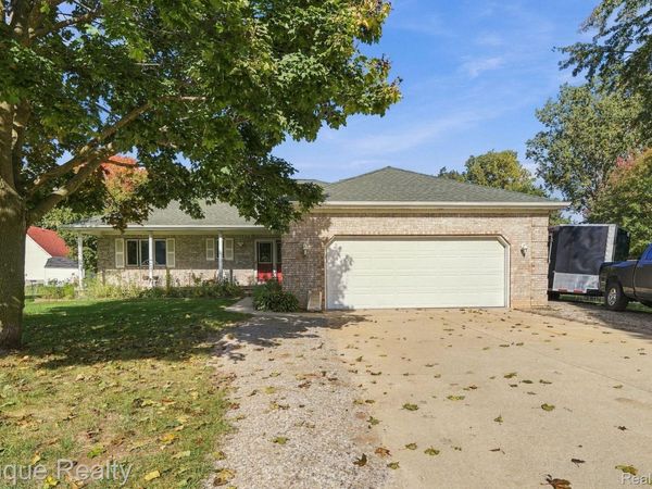 426 Oak Lane, Yale, Mi 48097