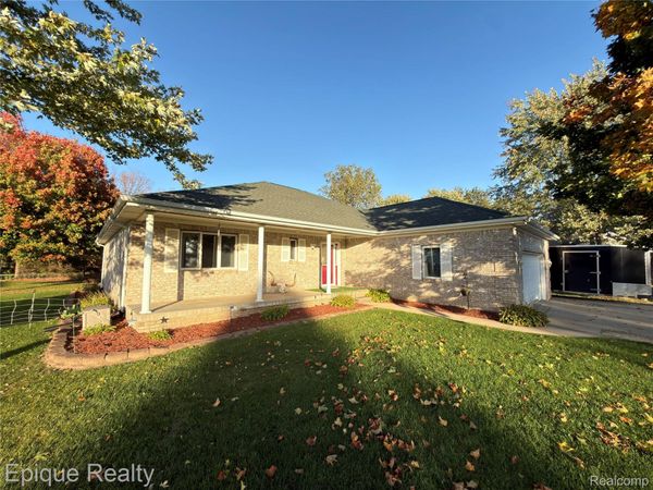 426 Oak Lane, Yale, Mi 48097