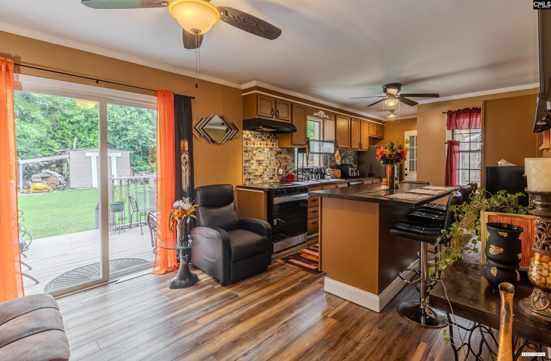 2115 Arrowwood Road  Photo 7