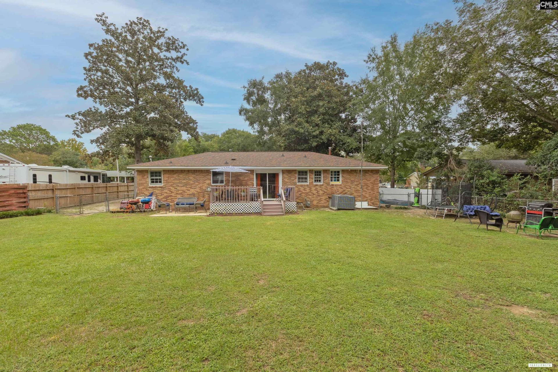 2115 Arrowwood Road  Photo 8