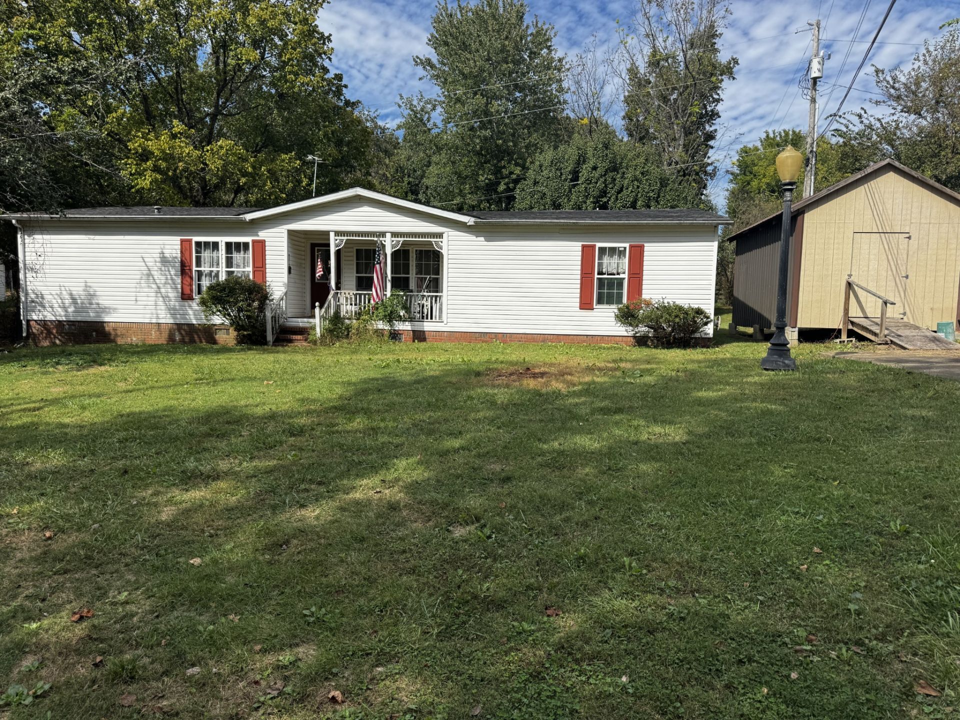 615 Adams Loop , Tennessee Ridge, TN 37178 Main Photo