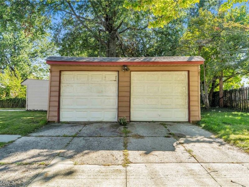 954 E 239th Street, Unit 1/DN, Euclid, OH 44123 Photo 22