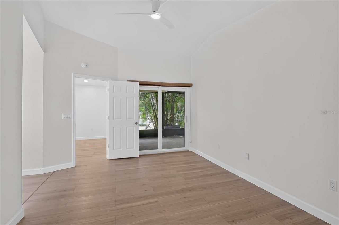 358 Bearded Oaks Circle , Sarasota, FL 34232 Photo