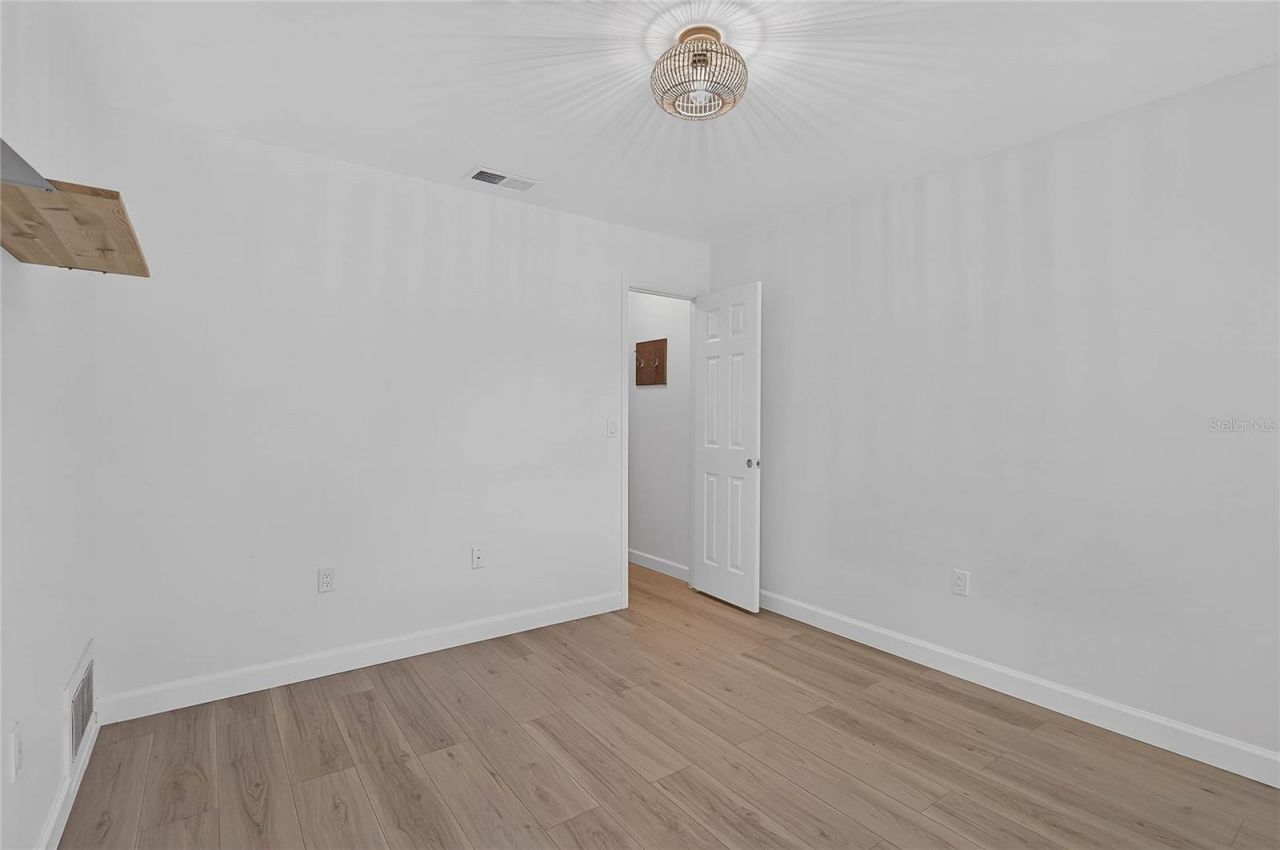 358 Bearded Oaks Circle , Sarasota, FL 34232 Photo