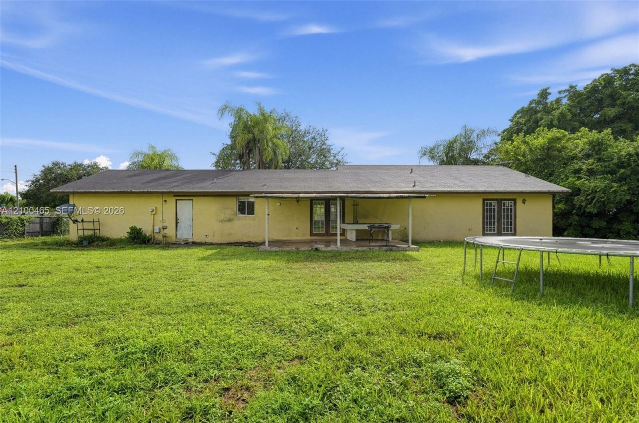 28420 SW 159th Ave , Homestead, FL 33033 Photo