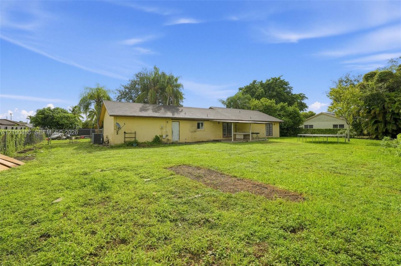 28420 SW 159th Ave , Homestead, FL 33033 Photo