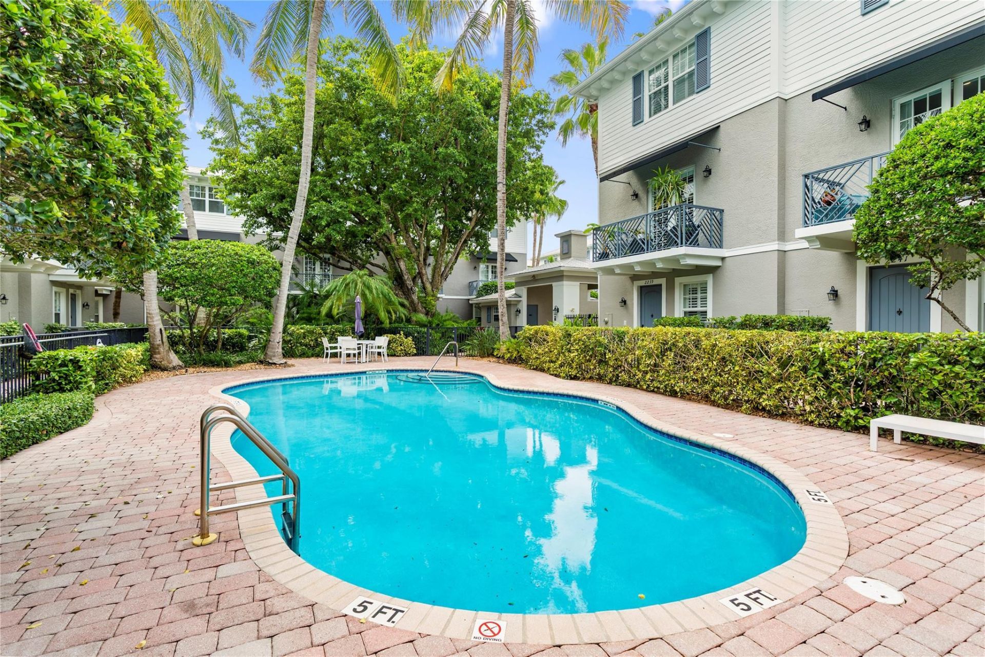 2243 NE 9th Avenue, Wilton Manors, FL 33305 Main Photo