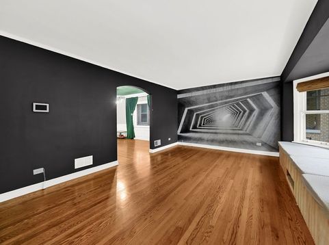 Main Photo