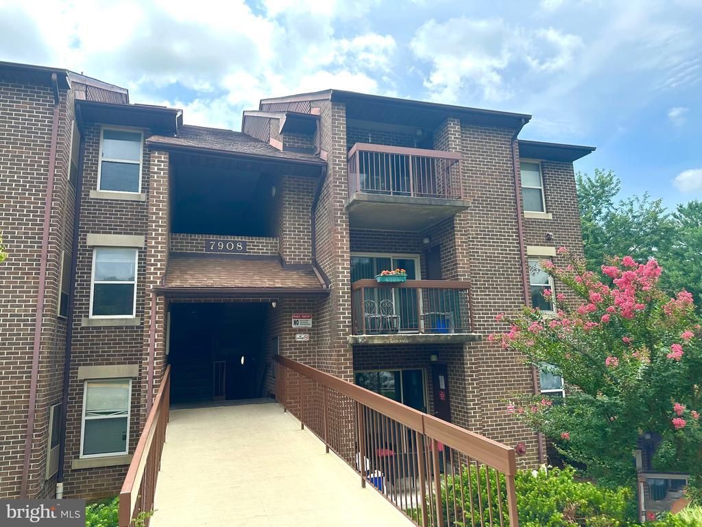 7908 PEARLBUSH DRIVE , GAITHERSBURG, MD 20879