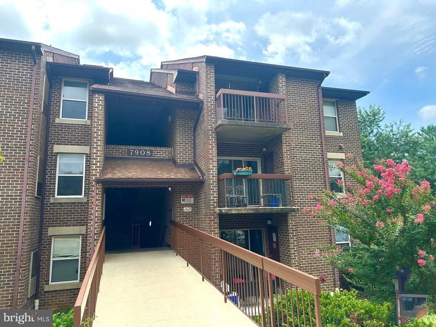 7908 Pearlbush Drive, Unit 304, Gaithersburg, MD 20879 Main Photo