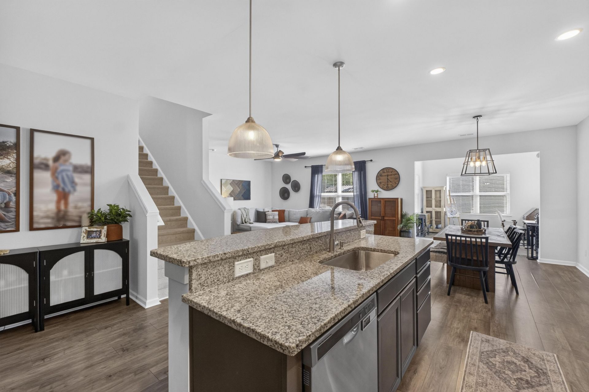 204 Devonshire Drive Photo 13