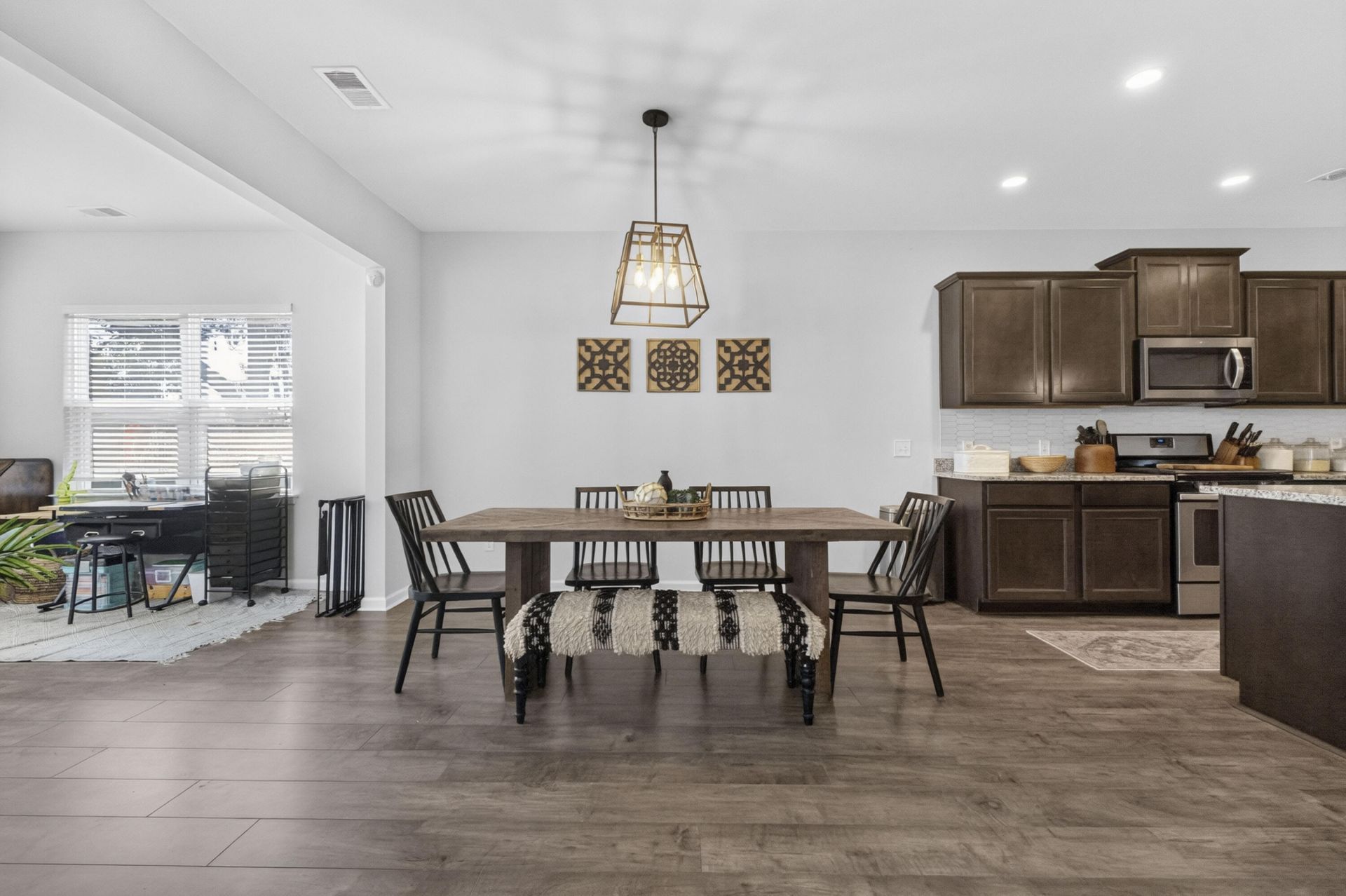 204 Devonshire Drive Photo 16