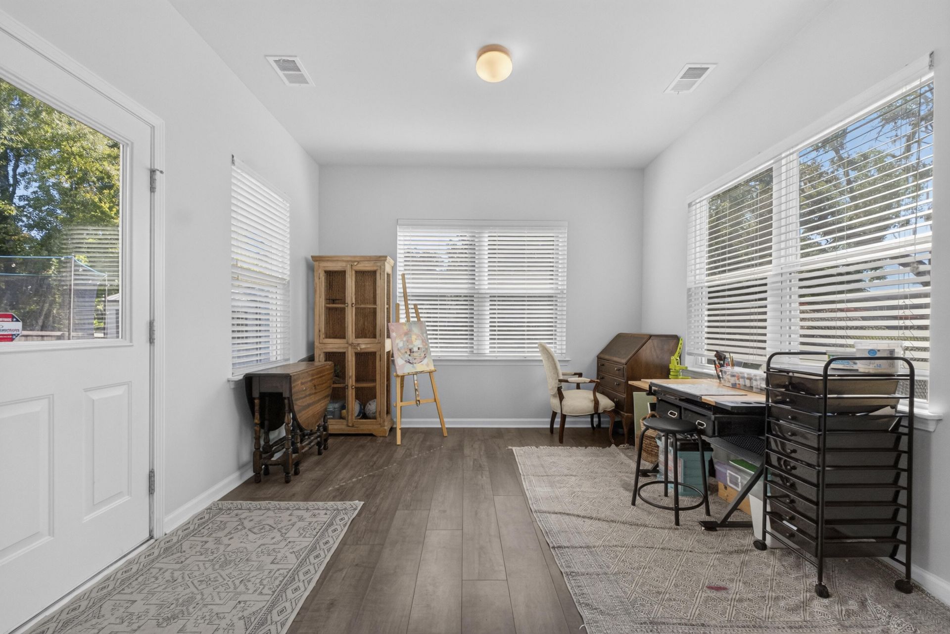 204 Devonshire Drive Photo 22