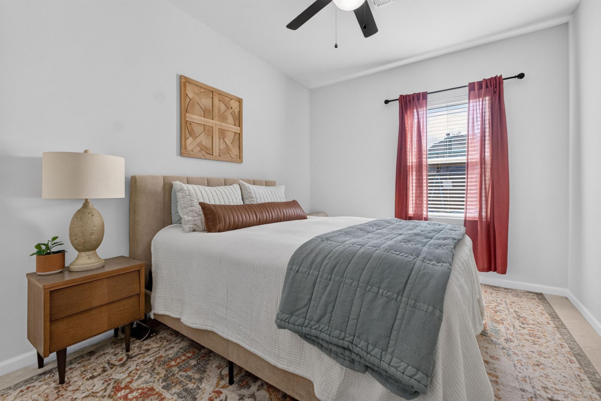 204 Devonshire Drive Photo 26