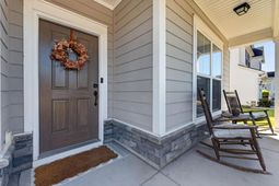 204 Devonshire Drive photo 4