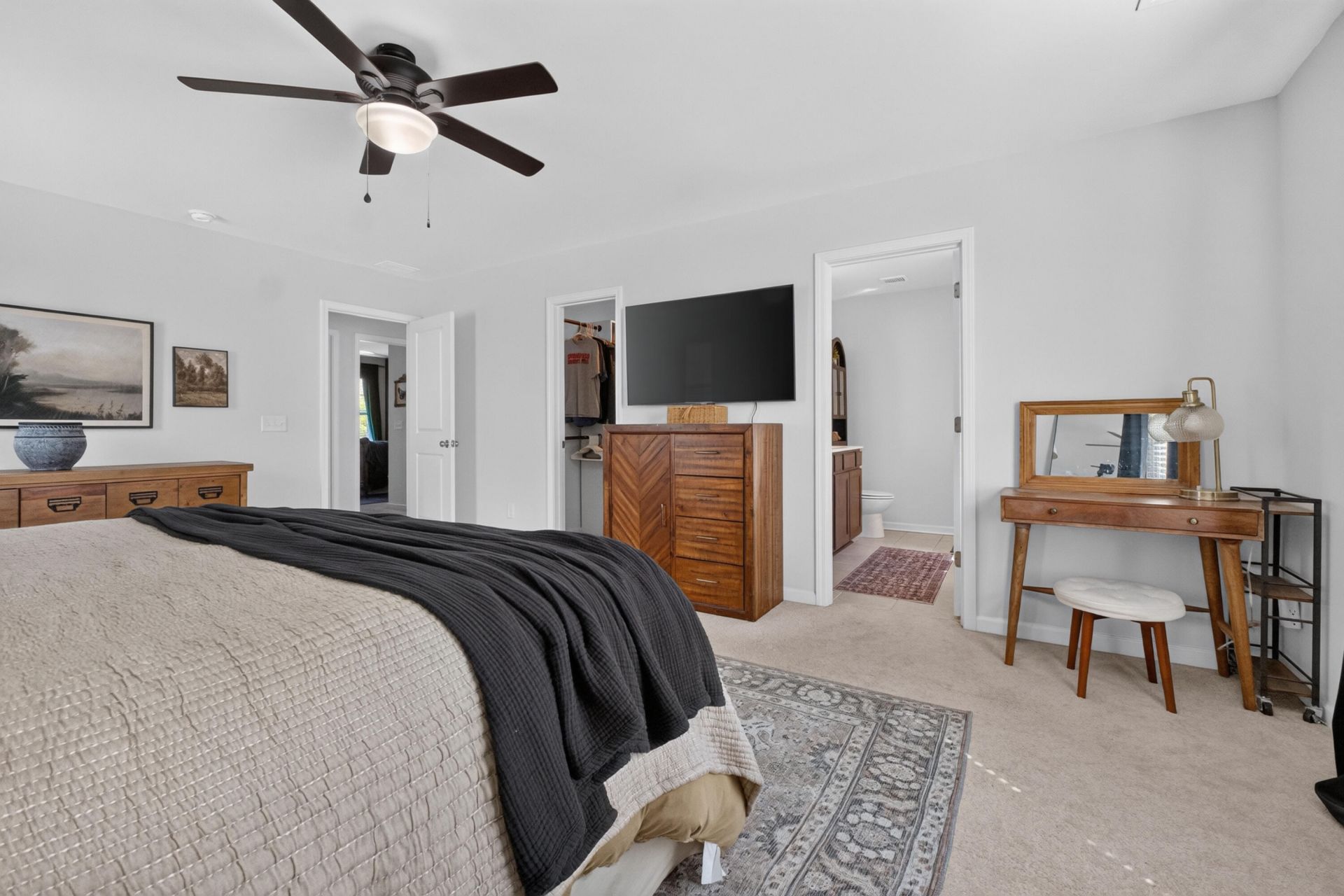 204 Devonshire Drive Photo 30
