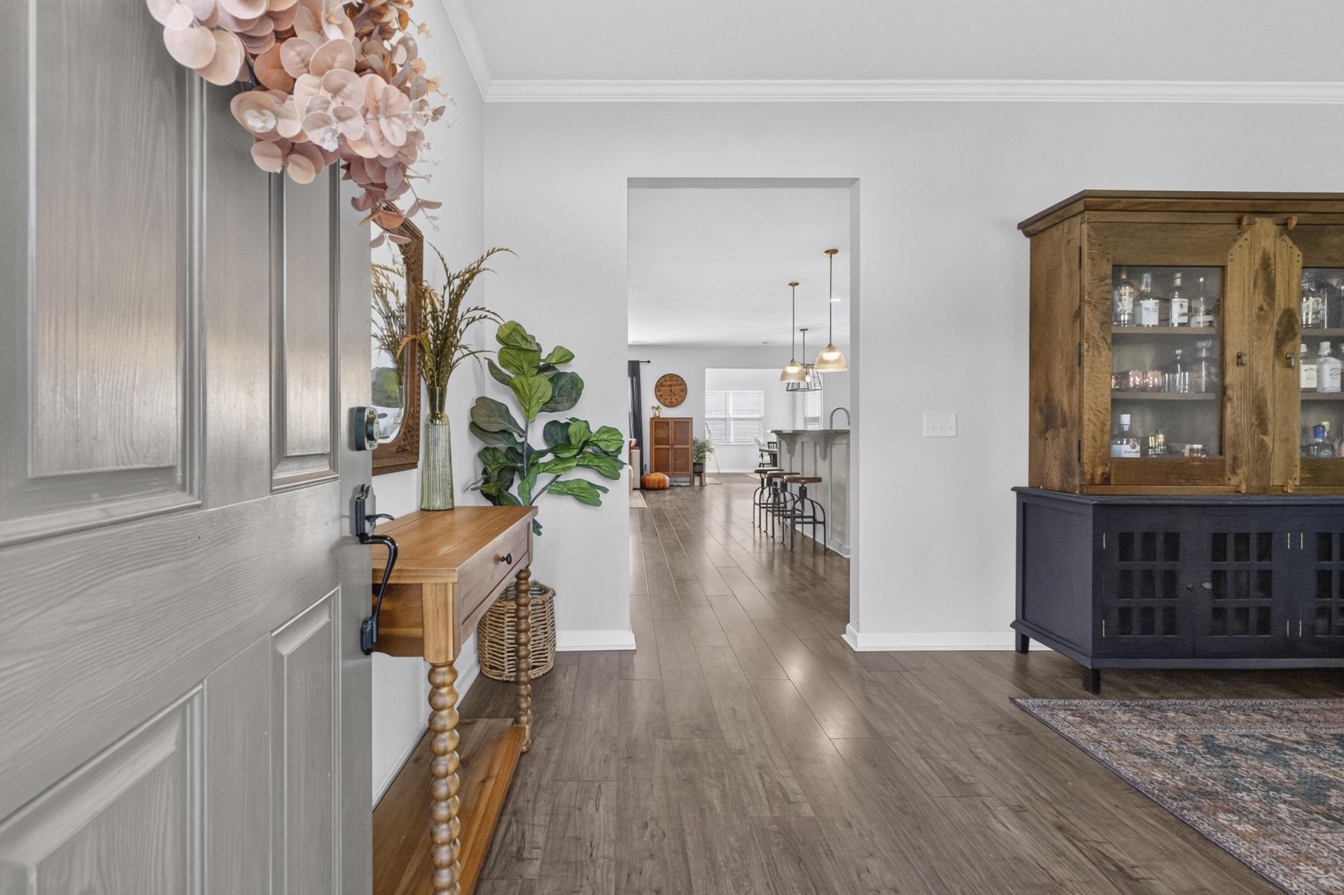 204 Devonshire Drive Photo 4