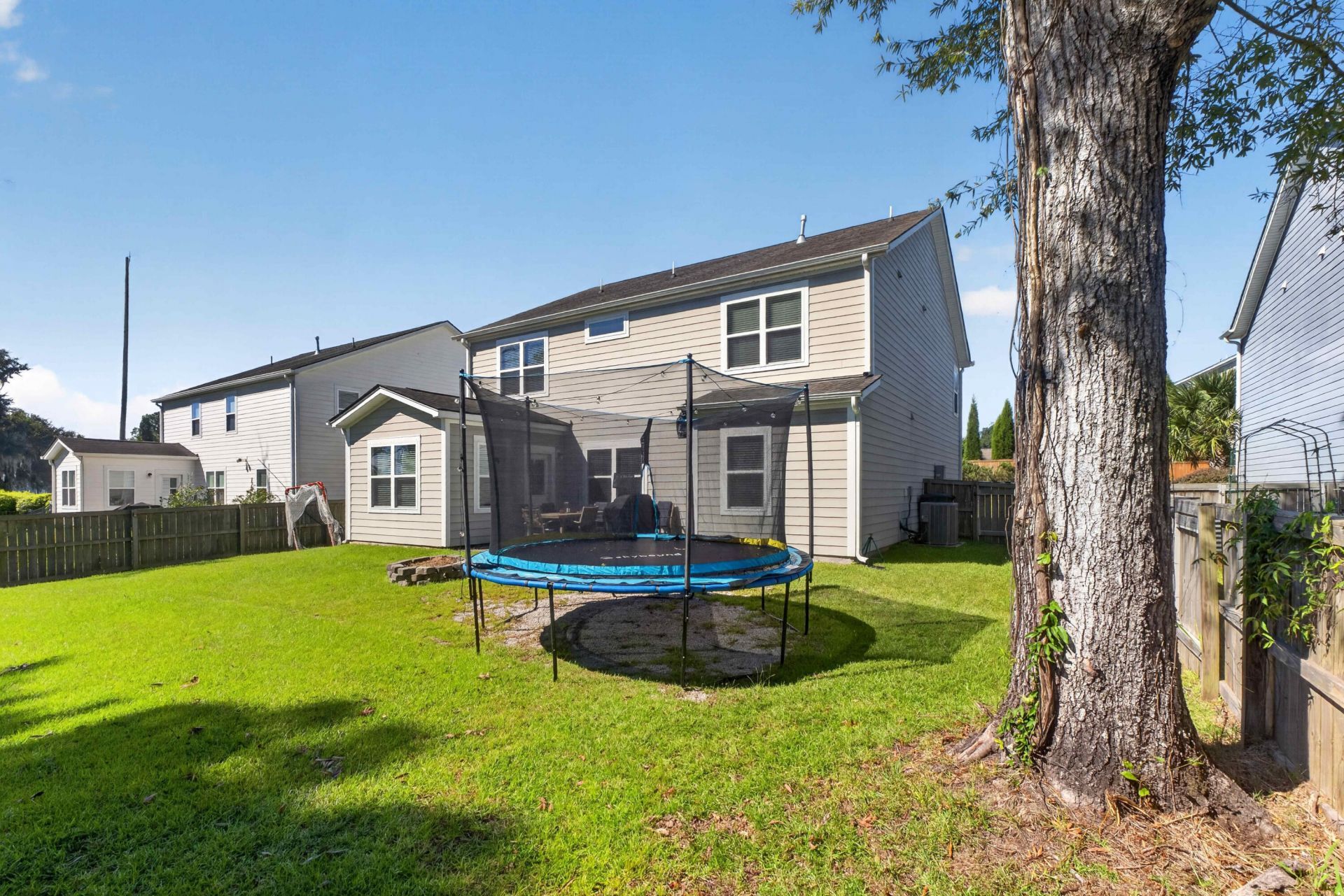 204 Devonshire Drive Photo 46