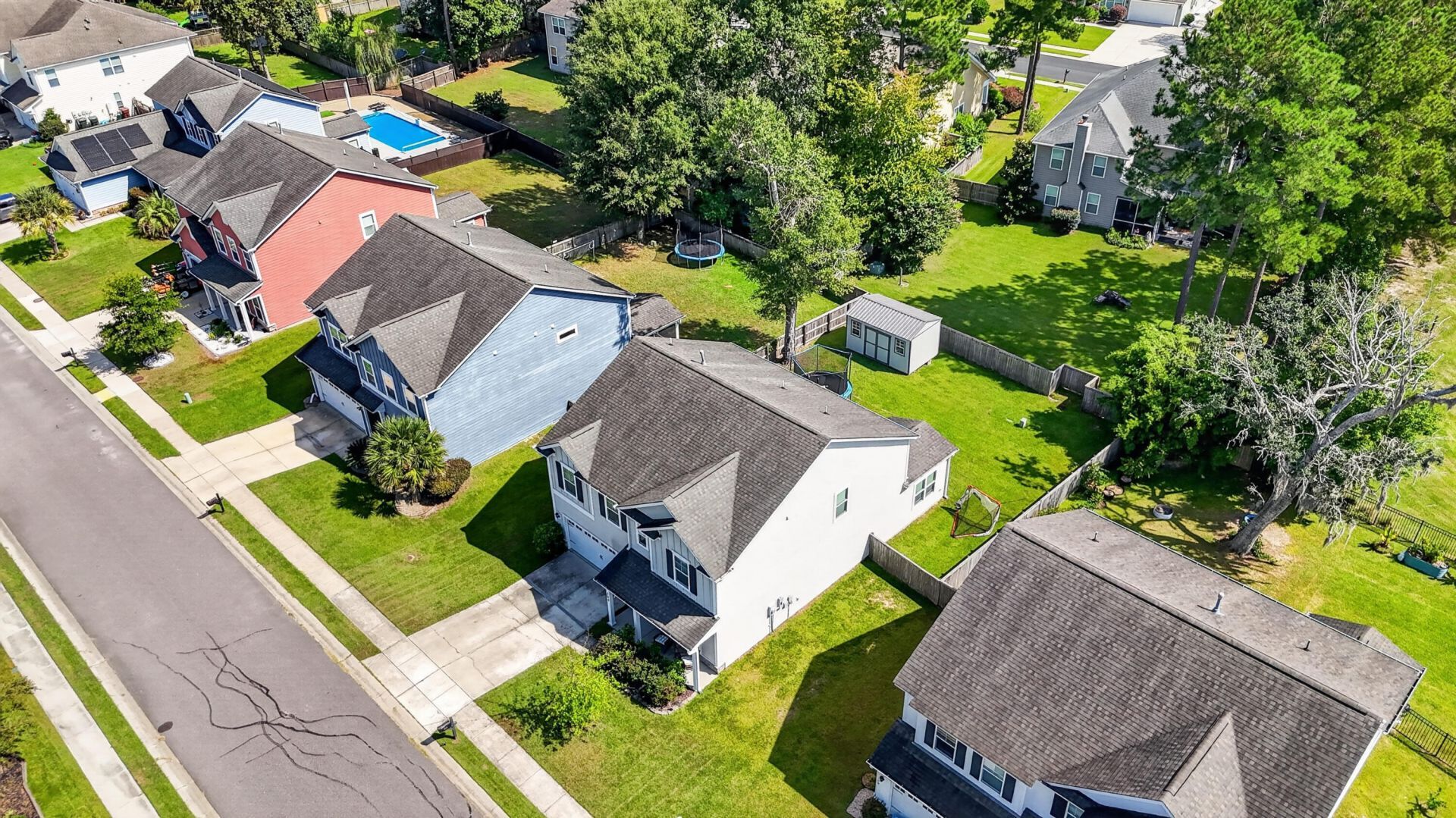 204 Devonshire Drive Photo 53