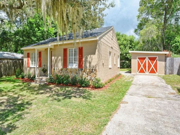 306 N MOSS STREET , LEESBURG, FL 34748