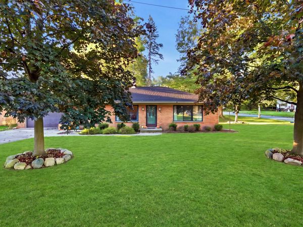236 W South Street, Hastings, MI 49058