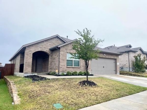 8632 Caldera Lane, Fort Worth, TX 76131