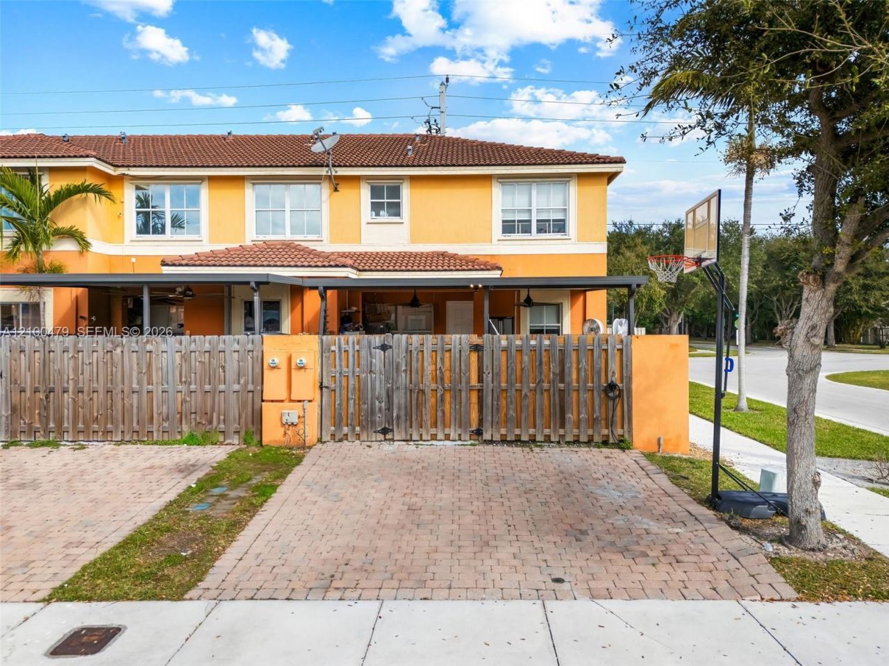 10902 SW 240th St, Unit 10902, Homestead, FL 33032 Photo