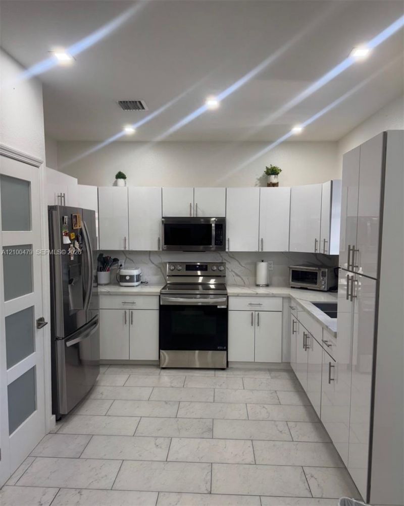 10902 SW 240th St, Unit 10902, Homestead, FL 33032 Photo