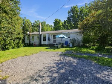 129 VESEY DRIVE, FRONT ROYAL, VA 22630