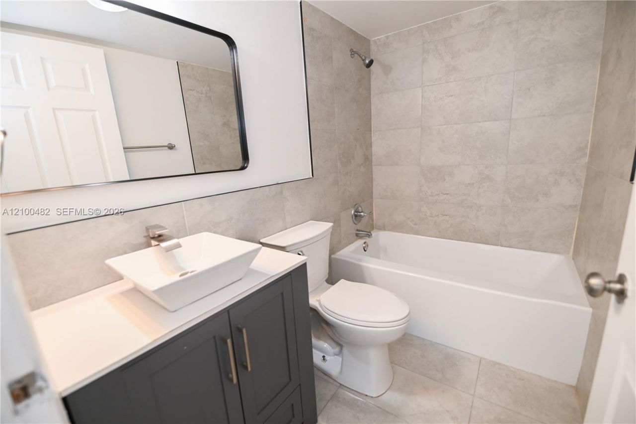 905 Southridge Rd , Unit 202A, Delray Beach, FL 33444 Photo