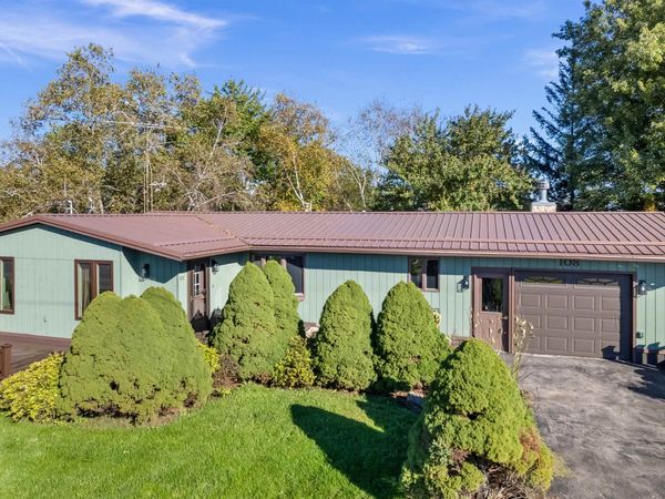 108 Shanghai Ridge Road, Wauzeka, WI 53826